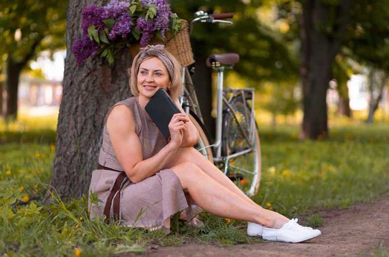 Ela Sempre Bem. Os benefícios da natureza para a saúde feminina são inúmeros. Saiba como se conectar com o ambiente natural pode transformar seu bem-estar.