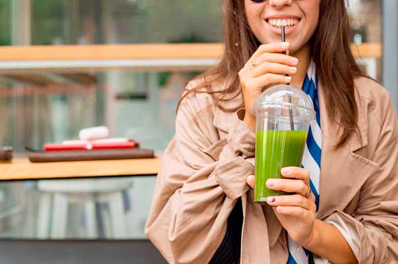 Suco verde e seus benefícios para mulheres. Ela Sempre Bem