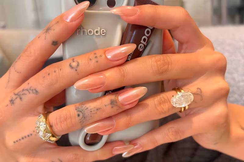 Unhas minimalistas: guia prático para o verão. Ela Sempre Bem