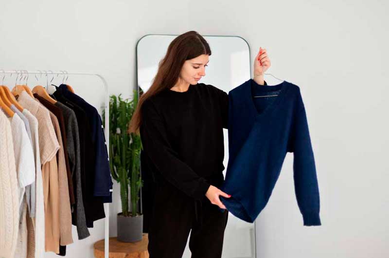 Como montar um armário cápsula feminino prático e estiloso. Ela Sempre Bem