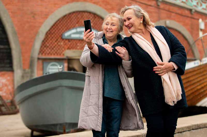 Lenços no inverno: 5 formas de usar com estilo no dia a dia. Ela Sempre Bem