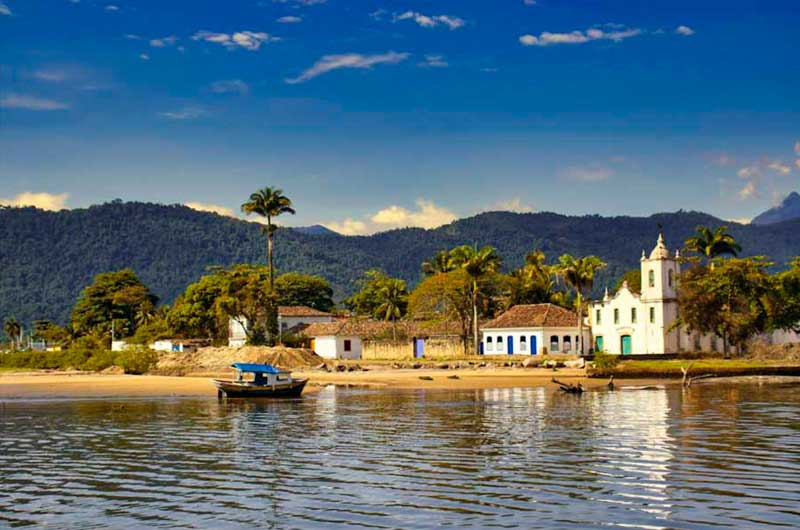 Viagem solo feminina no Brasil: destinos seguros e encantadores. Ela Sempre Bem