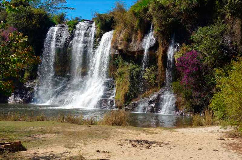 Roteiros românticos baratos para casais. Ela Sempre Bem
